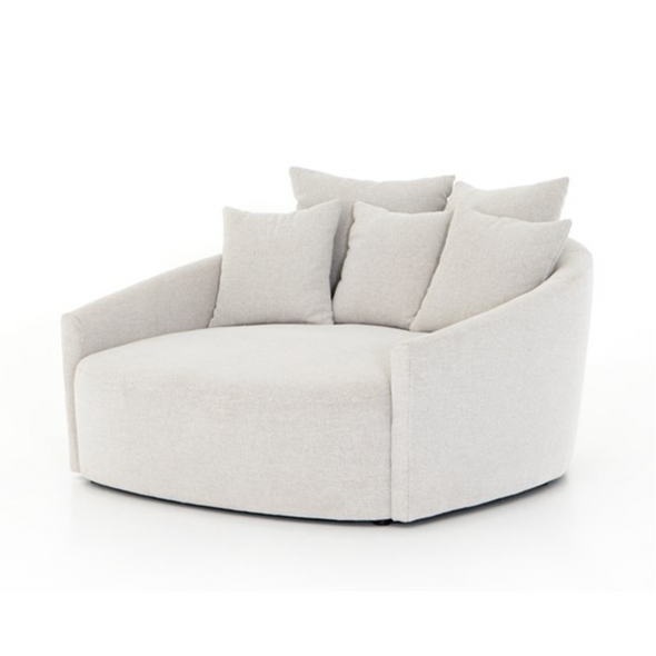 DATE NIGHT MEDIA LOUNGER